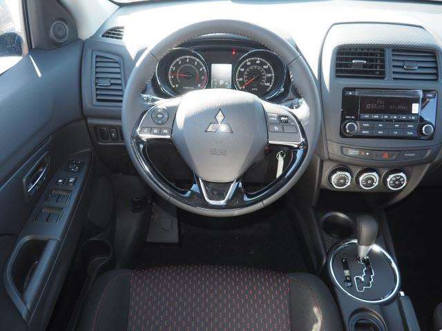 Mitsubishi Outlander Sport 2017 photo 7